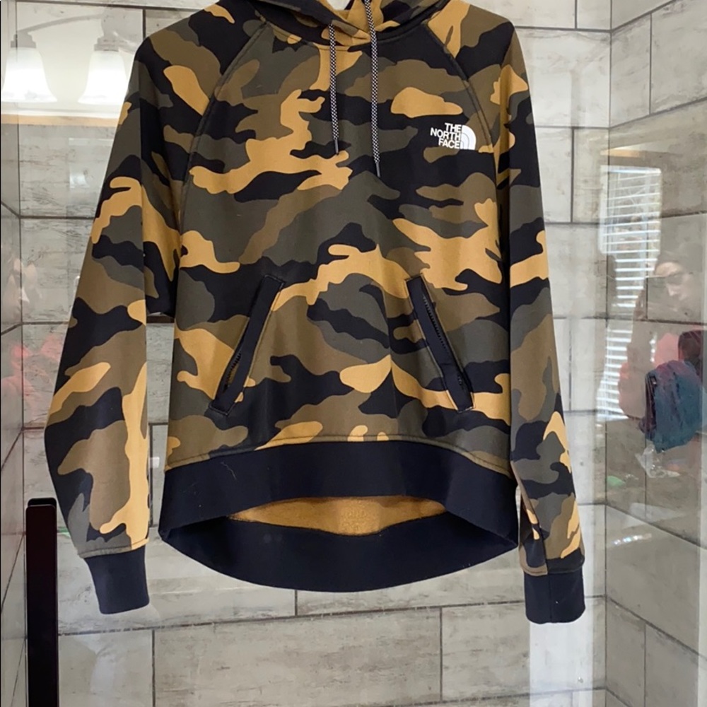 North Face hoodie NEW